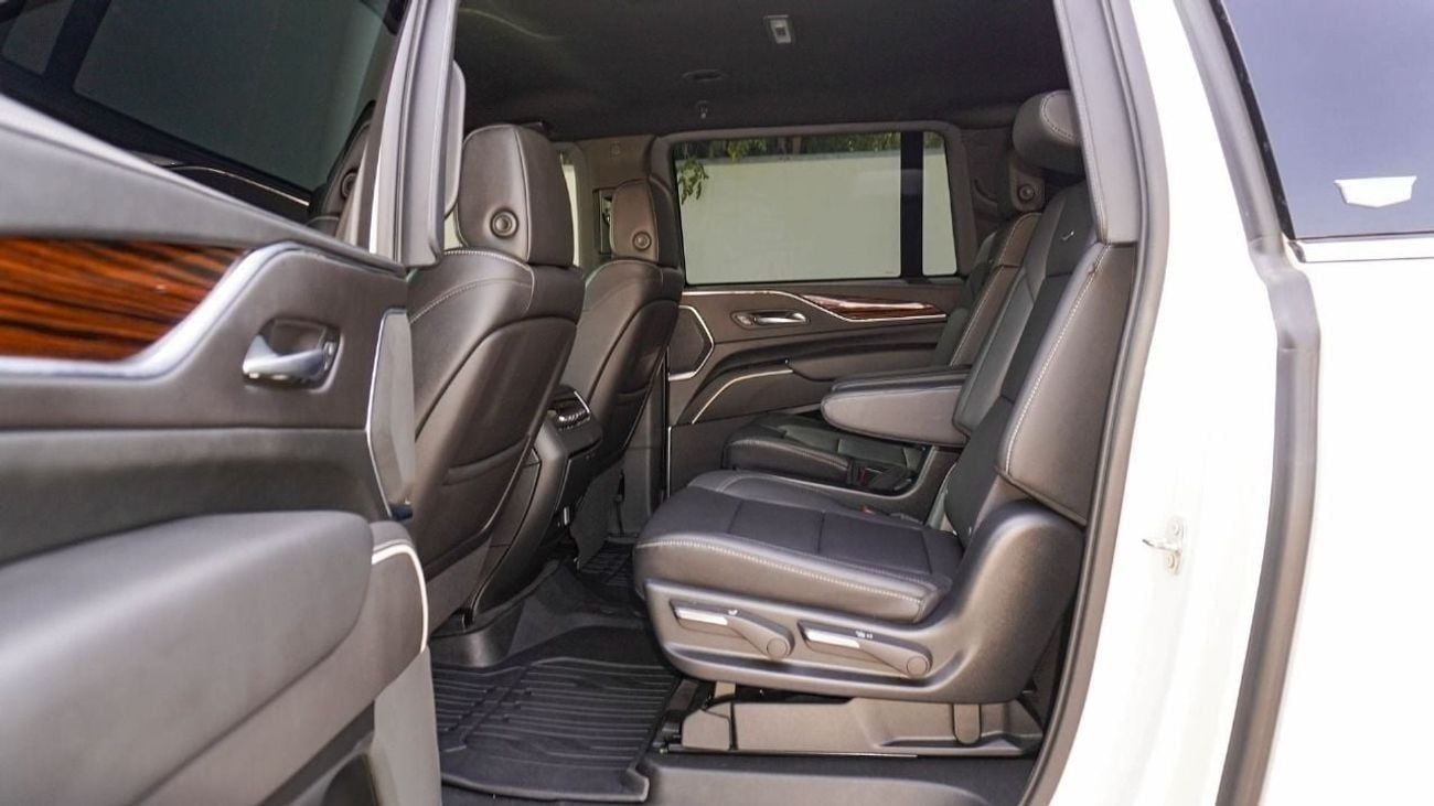 Cadillac Escalade Premium Luxury 6.2L AWD ESV (ARMOURED) ( BULLETPROOF) LVL B6