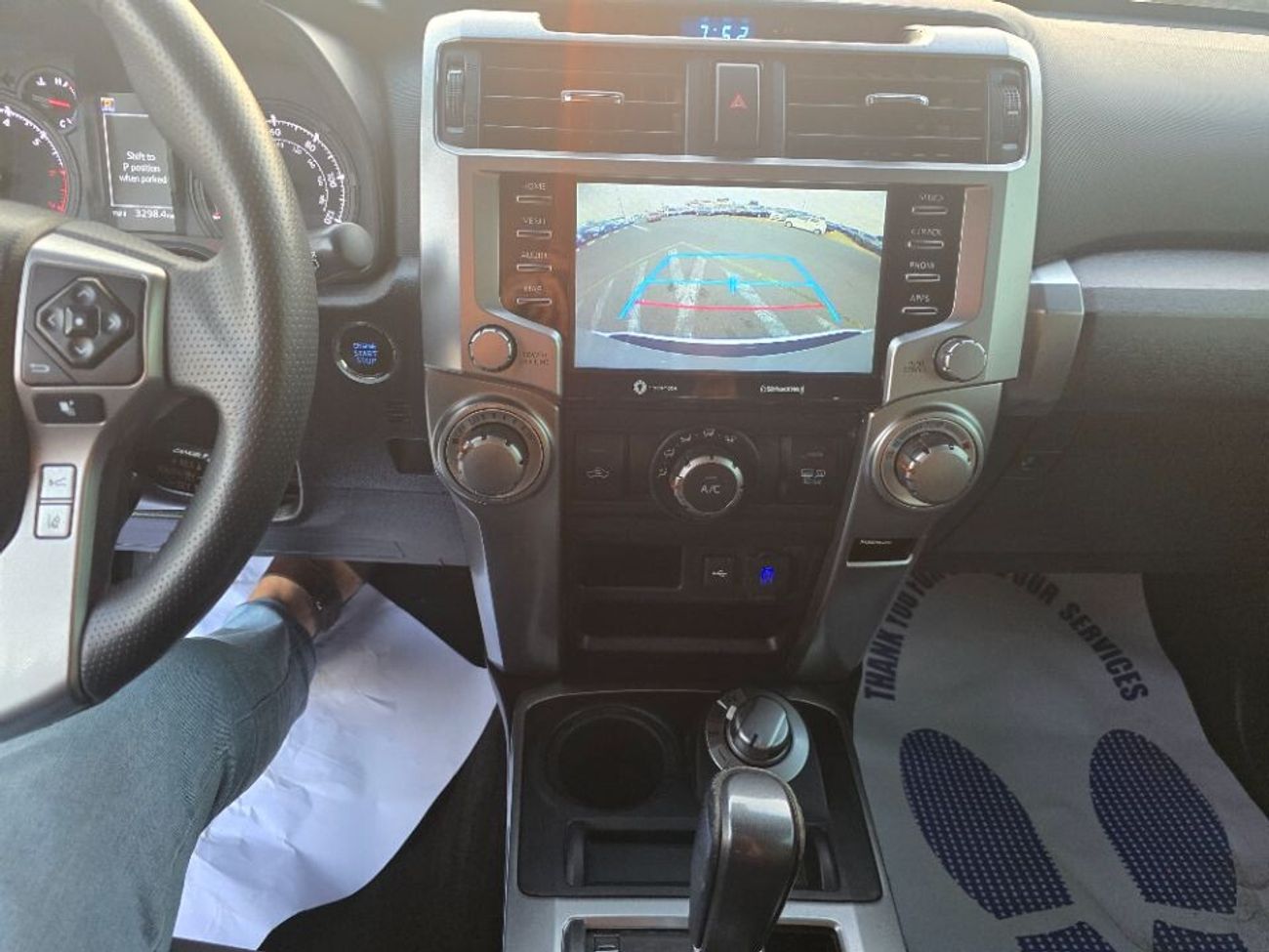 Toyota 4Runner 2021 Model 4x4 , Push button and leather seats