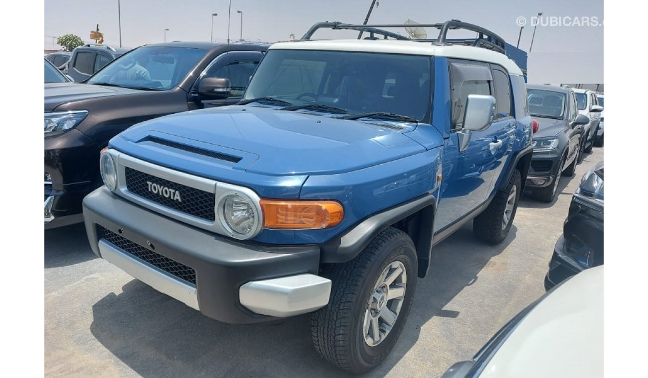 Toyota FJ Cruiser PETROL 4.0L RIGHT HAND DRIVE