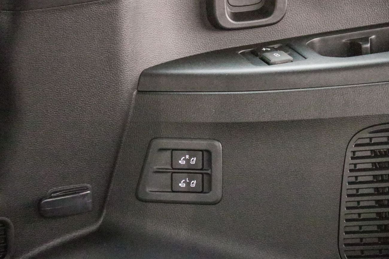 Lexus LX 700h Lexus LX700 HYBRID SIGNATURE 2025 | BEST EXPORT PRICE | 7 seater |