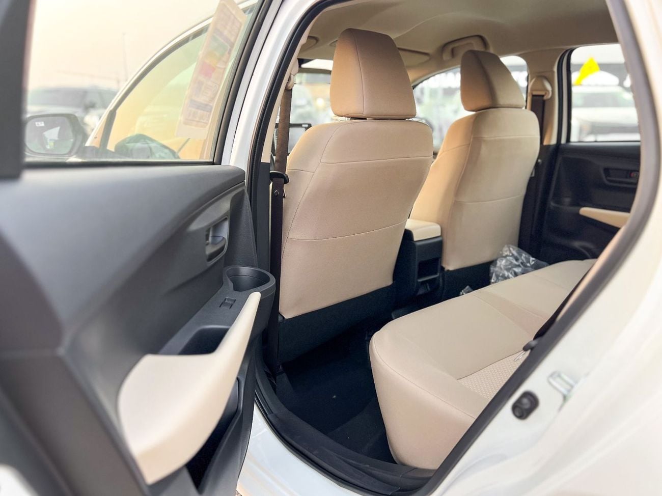 تويوتا يارس EXPORT PRICE - Toyota Yaris E STD 1.5L