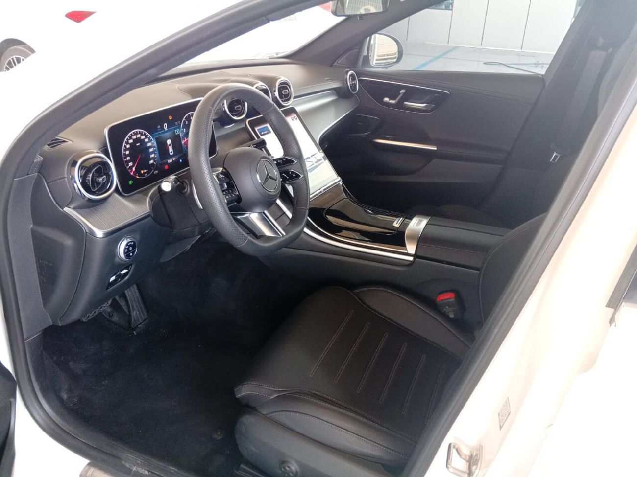 مرسيدس بنز C 200 L Sport Sedan Long Edition