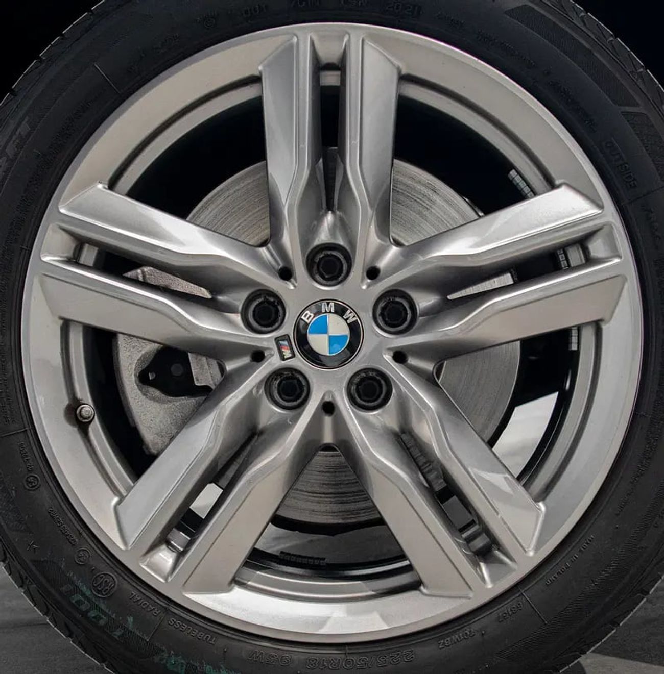 بي أم دبليو X1 sDrive20i M Sport