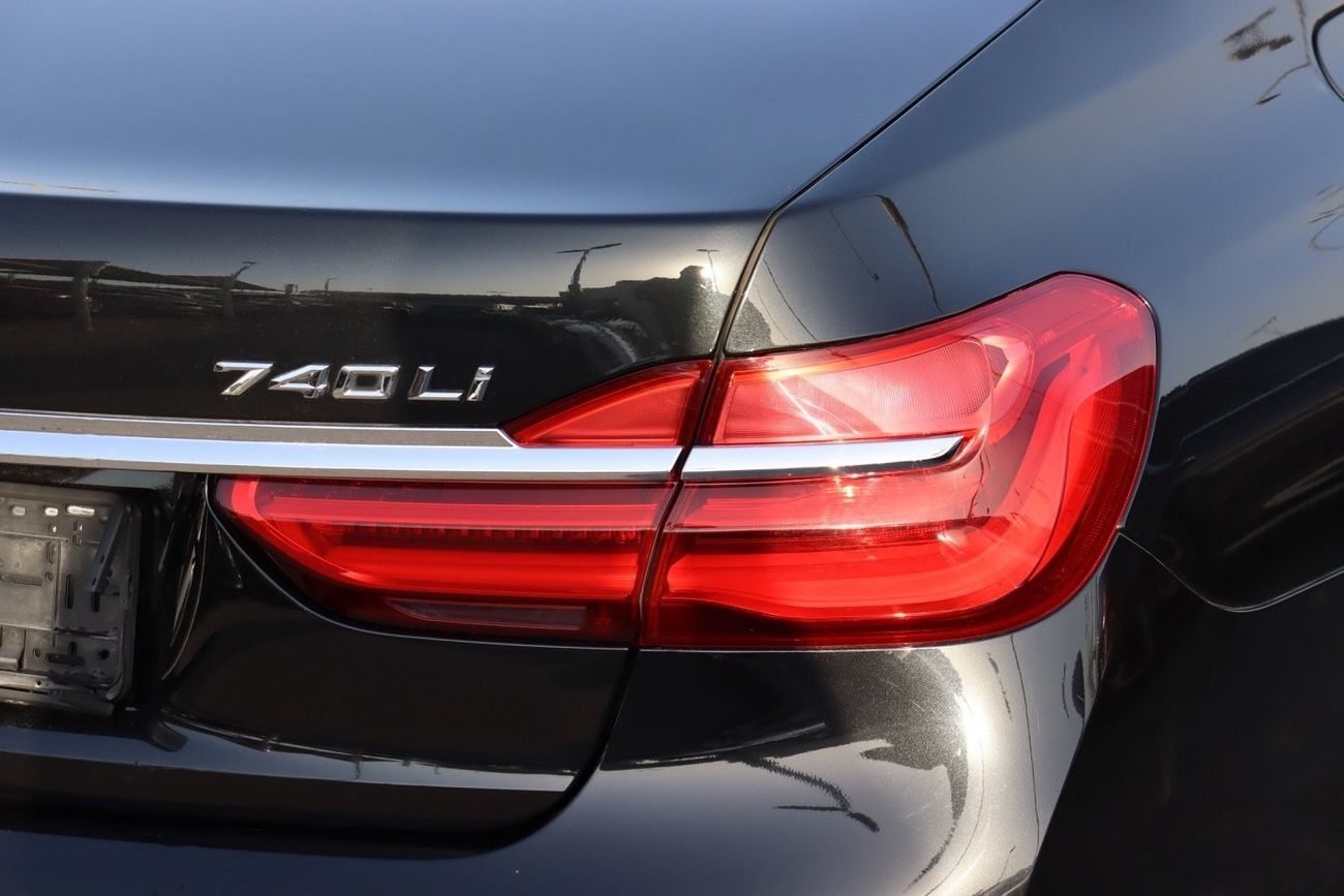 BMW 740Li Luxury 3.0L (335 HP) BMW 740Li VIP / 2017 / GCC / 92,000KM / First Owner