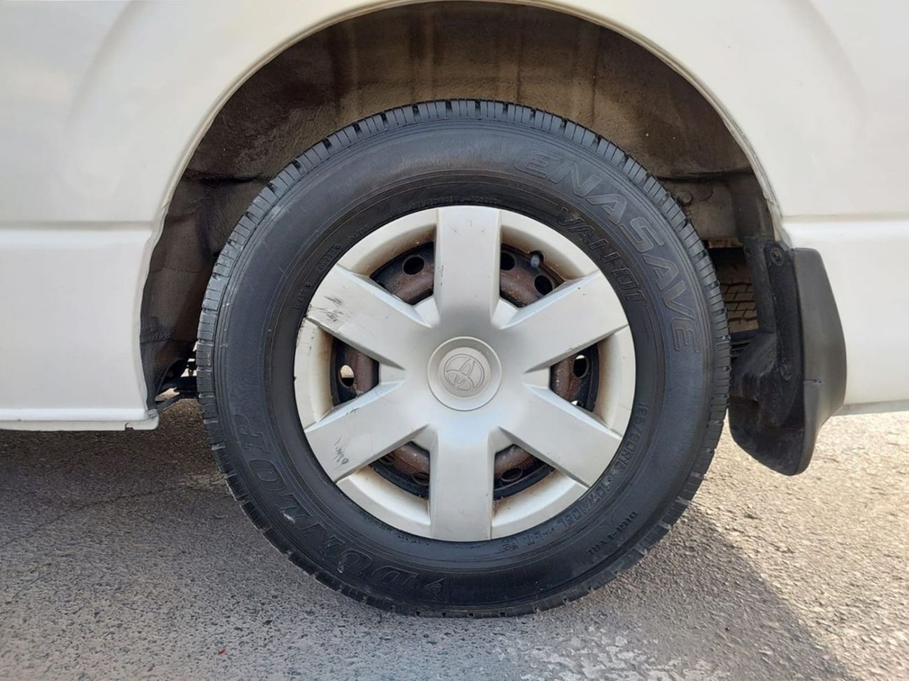 تويوتا هاياس TOYOTA HIACE COMMUTER VAN RHD 2011 MODEL 3.0 L DIESEL AUTOMATIC(PM07604)