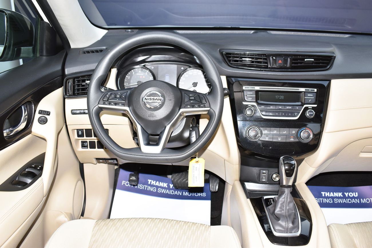 Nissan XTrail AED 1199 PM S 2WD 2.5 AT GCC DEALER WARRANTY