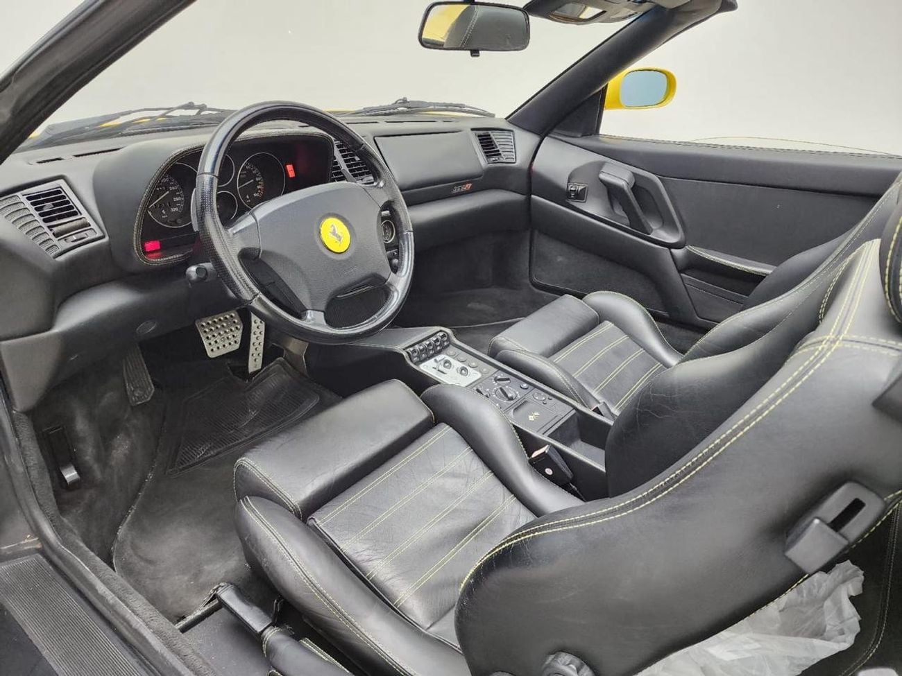 Ferrari F355