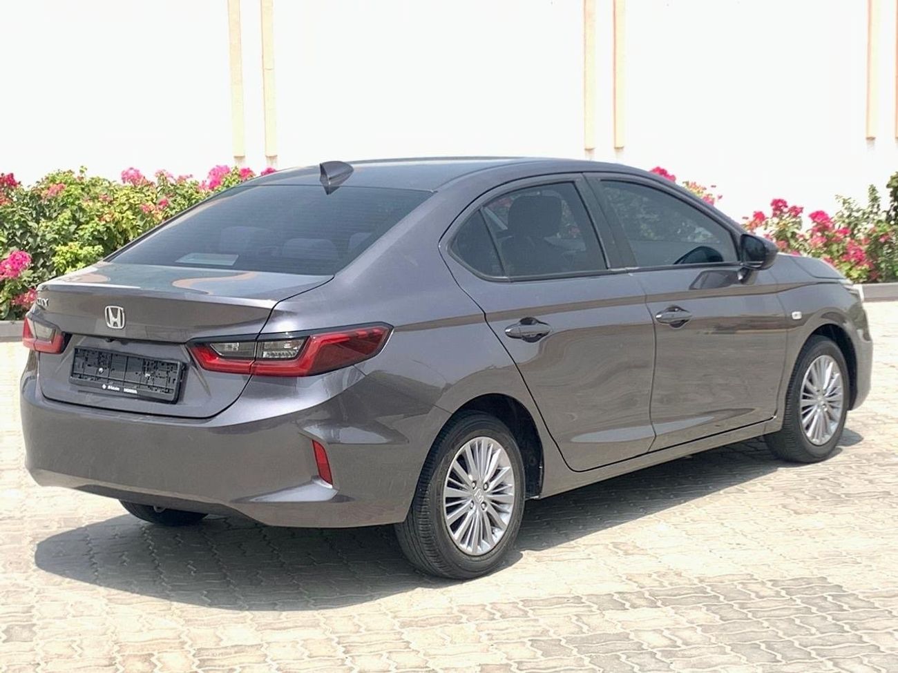 Honda City LX HONDA CITY 2021 (1.5 L) GCC SPACE
