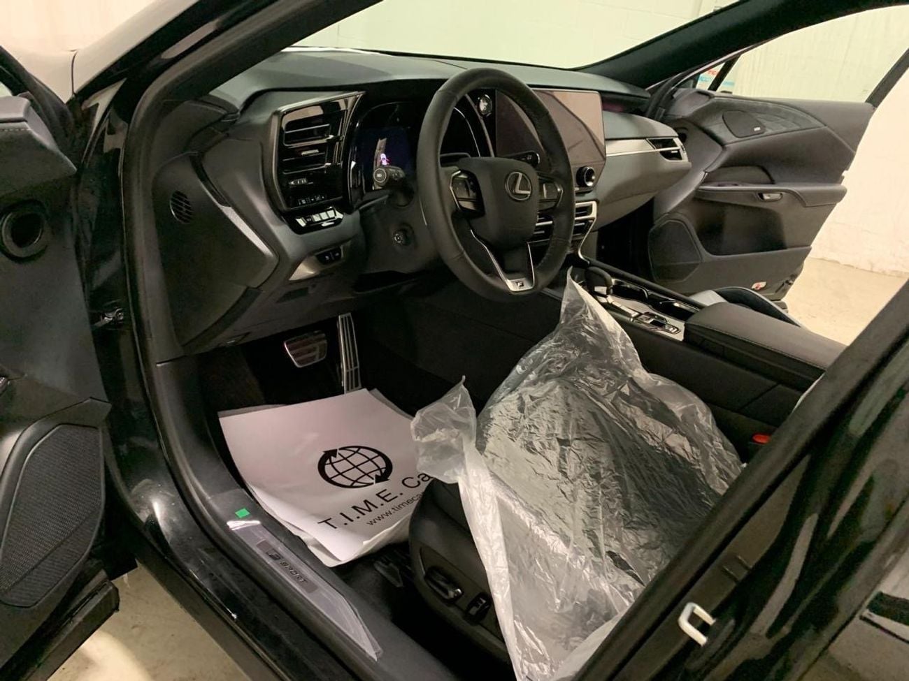 لكزس RX 500h F SPORT 3 PERFORMANCE DIRECT 4