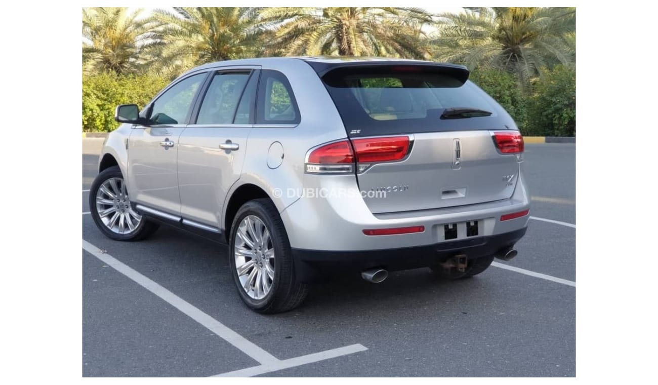 Lincoln MKX Luxury LINCOLN MKX 2014 GCC PERFECT CONDITION - FULL SERVICE HISTORY AVAILABLE - LOW MILEAGE