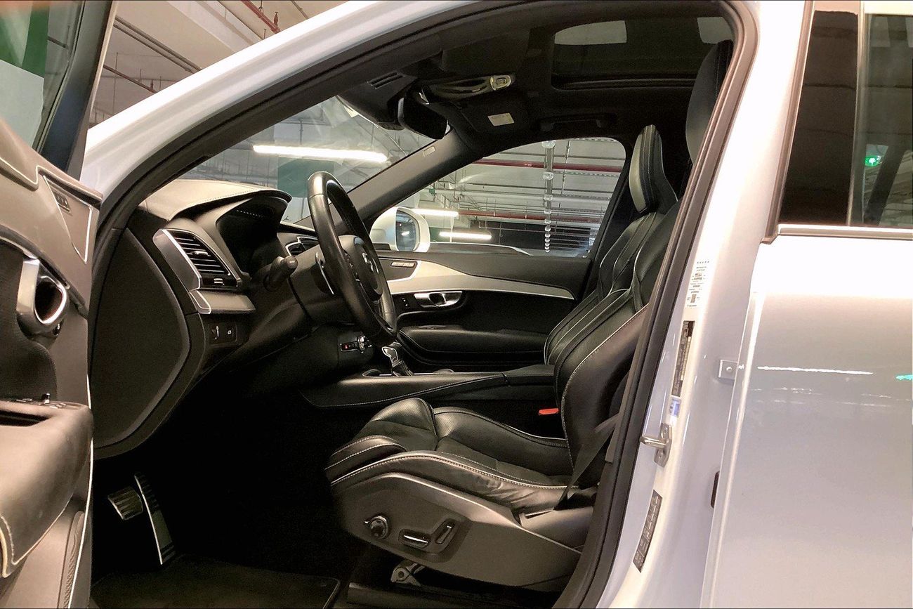 فولفو XC 90 T6 R Design | شامل الضمان | 0 ﺪﻔﻋﺓ ﺃﻮﻟﻯ