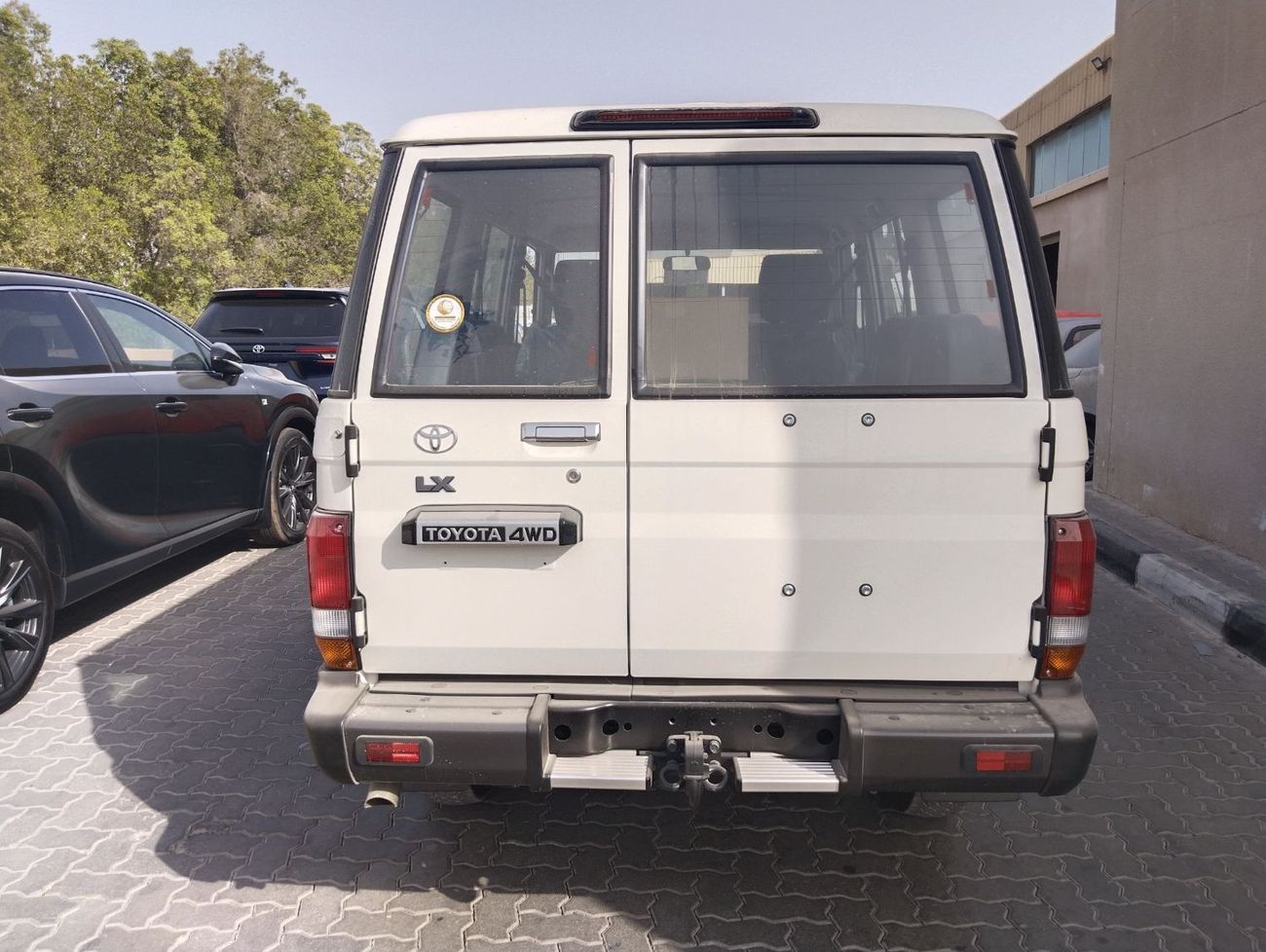 Toyota Land Cruiser NEW TOYOTA LAND CRUISER LC 76 LX 4.2L V6 DIESEL 4WD MODEL 2025