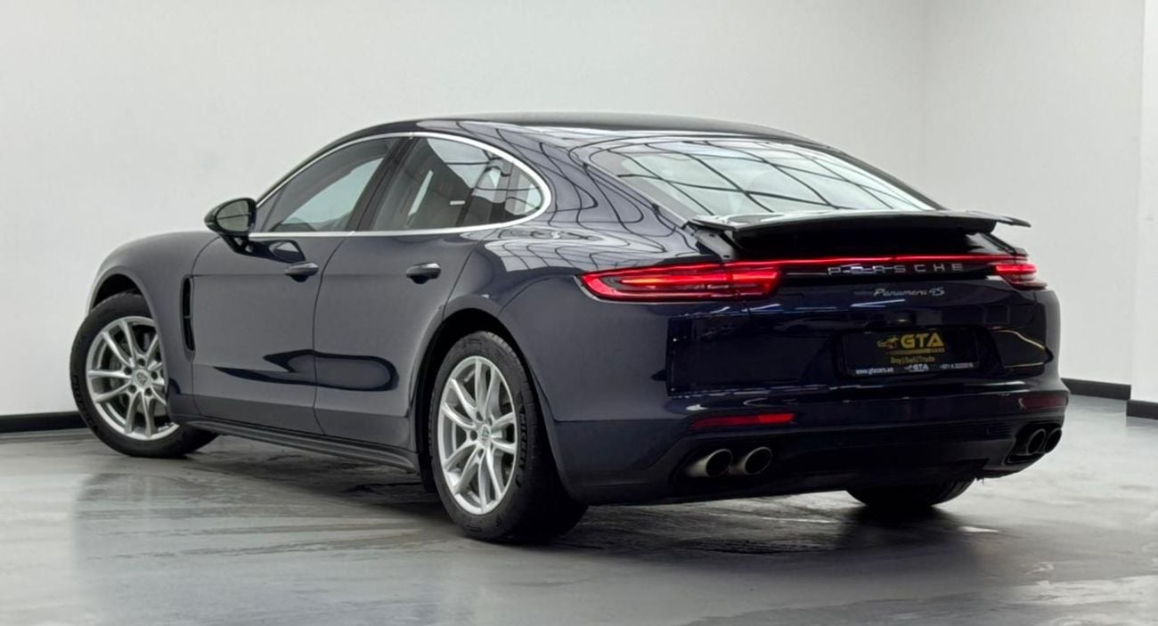 Porsche Panamera 2017 Porsche Panamera 4S, Full Service History, Sport Chrono Package, Excellent Condition, GCC