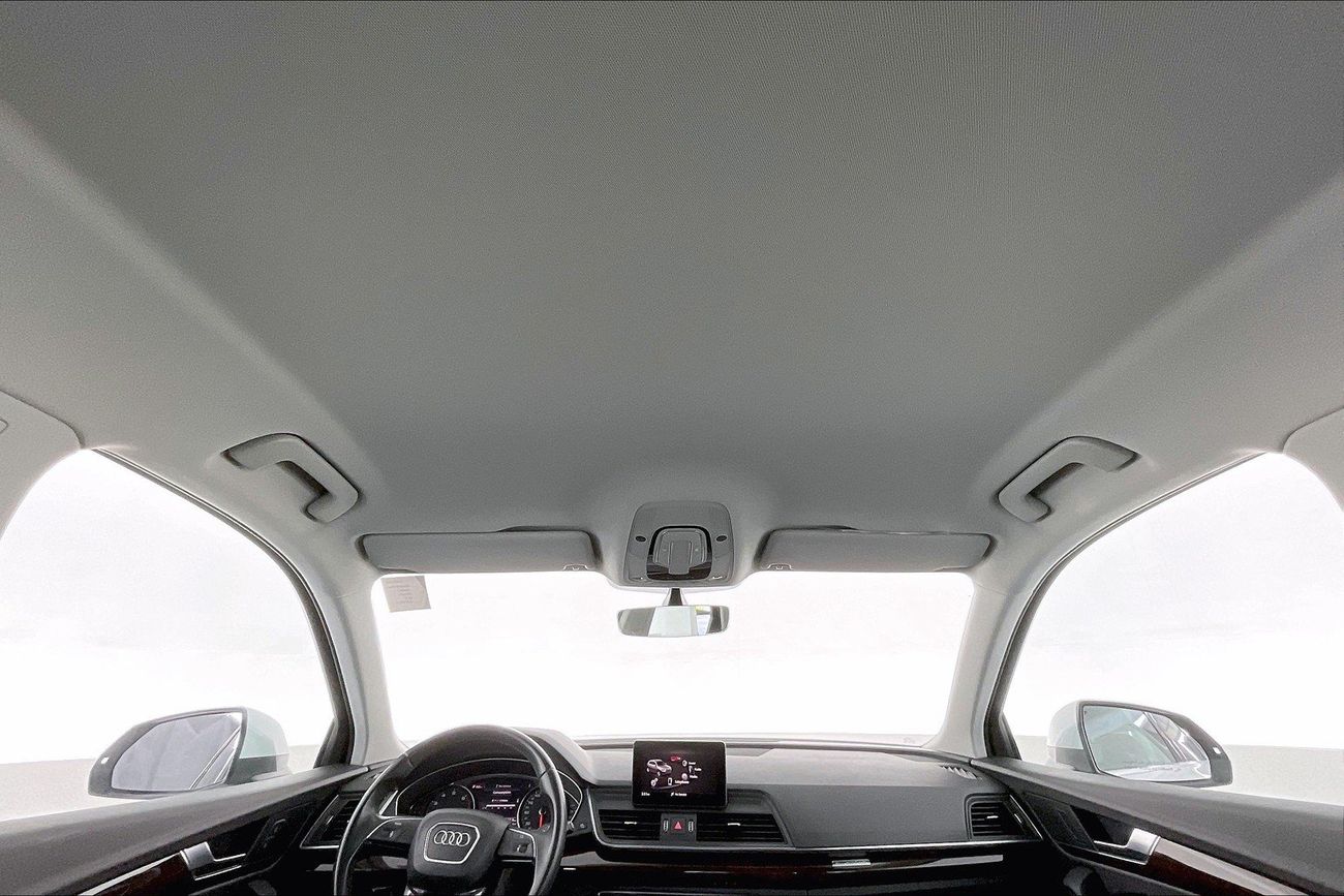 أودي Q5 45 TFSI quattro Basic | National Day Celebration | شامل الضمان | 0 ﺪﻔﻋﺓ ﺃﻮﻟﻯ