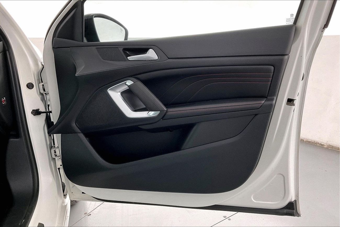 Peugeot 308 GT Line | 1 year free warranty | 0 down payment | 7 day return policy