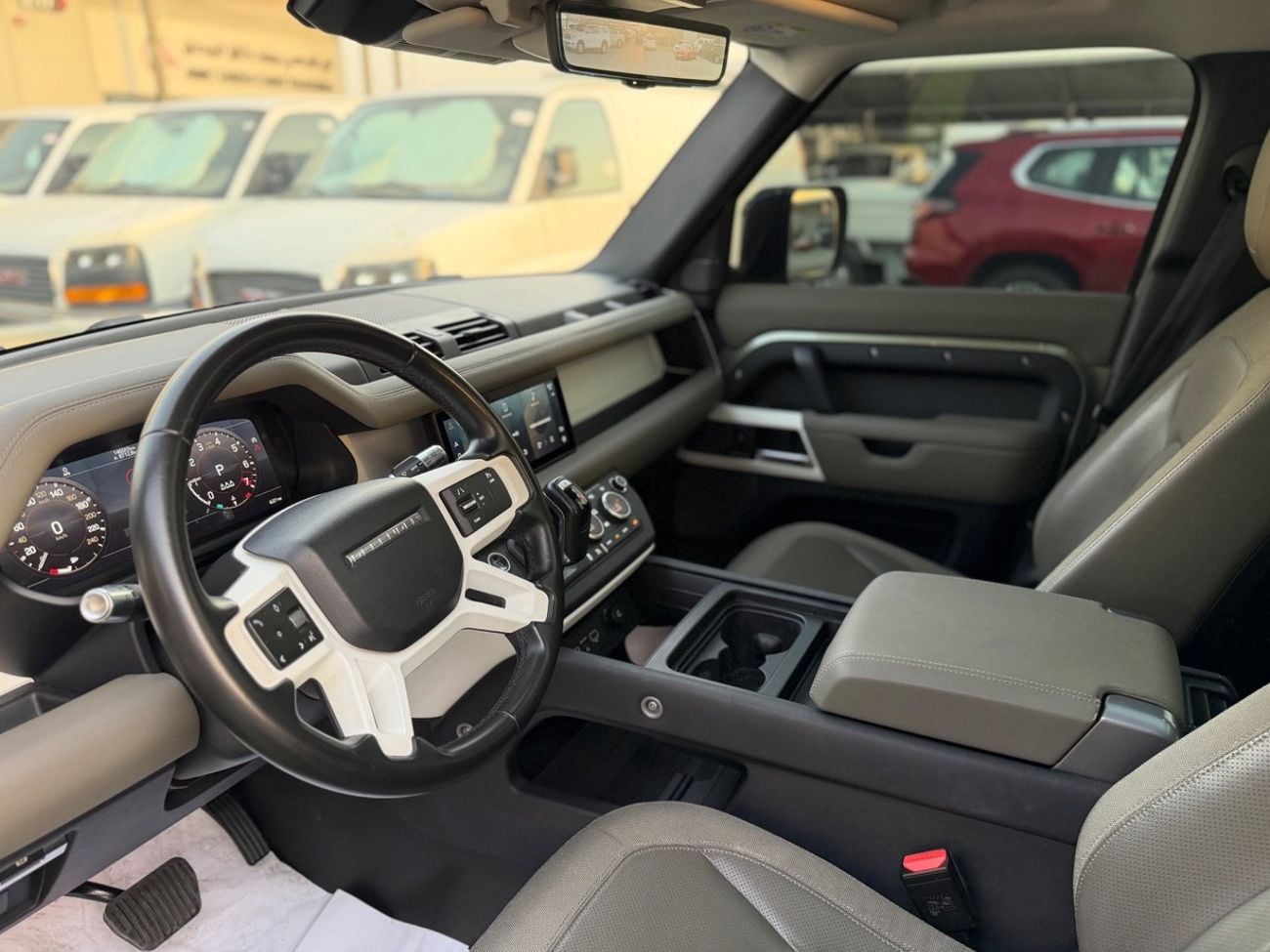 لاند روفر ديفندر P400