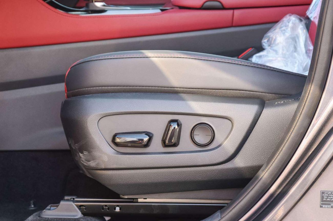 لكزس NX350 LEXUS NX350 2.4L AWD PETROL SUV 2025