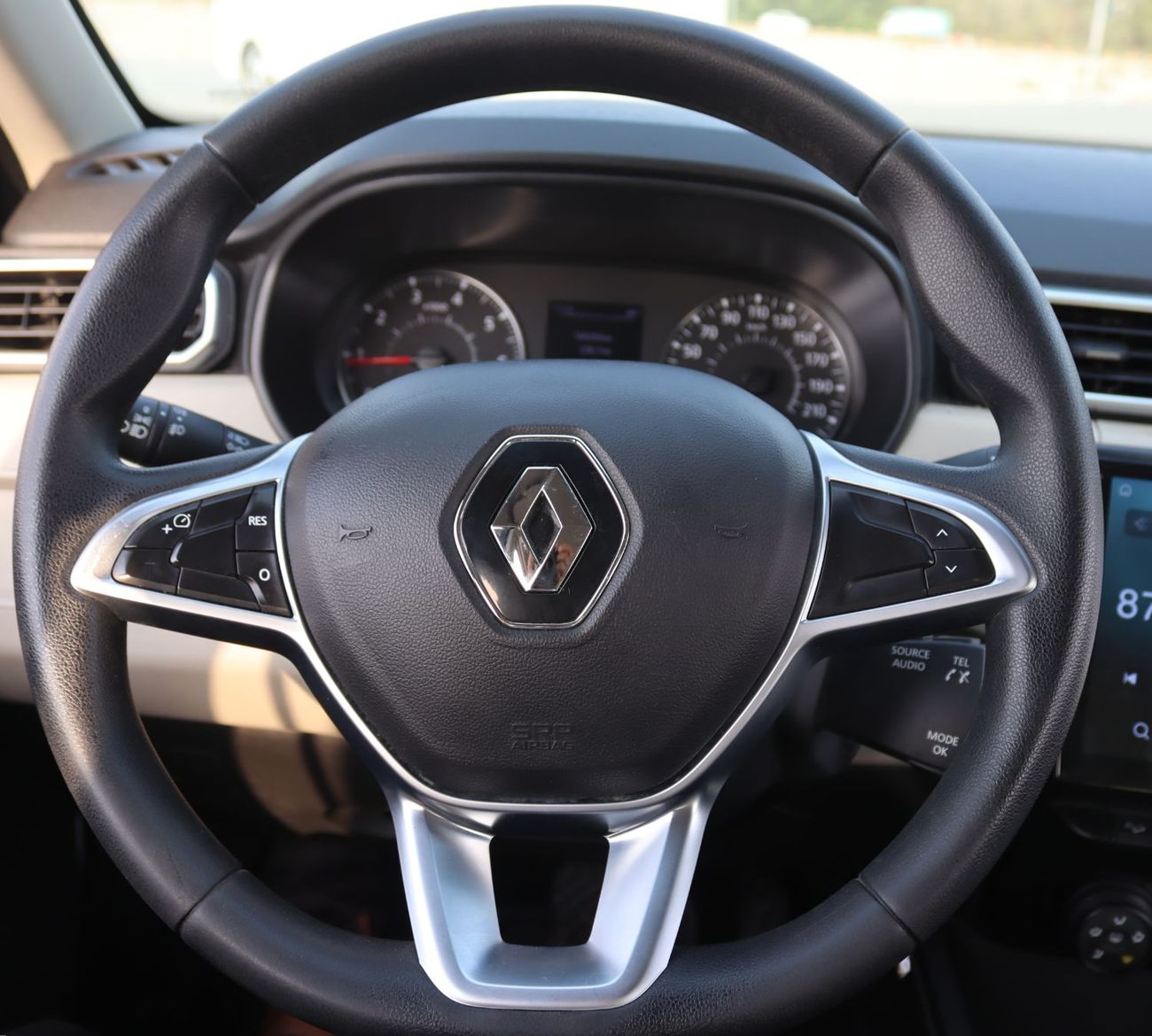 رينو داستر رينو داستر2021خليجى  بحاله ممتازه بمحرك 2.0L ممشى 79000كم وبسعر 31000درهم