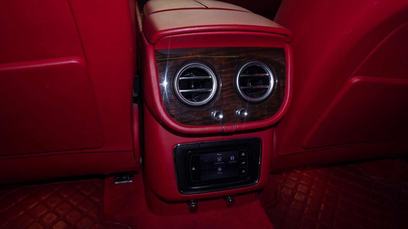 Bentley Bentayga FIRST EDITION