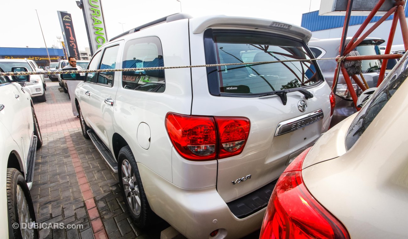 Toyota Sequoia VXR V8 5.7