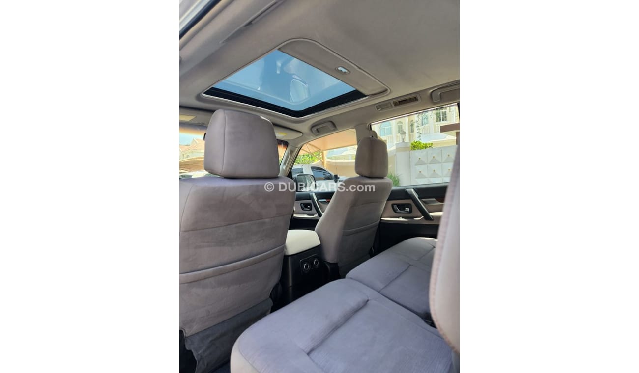 Mitsubishi Pajero GLS