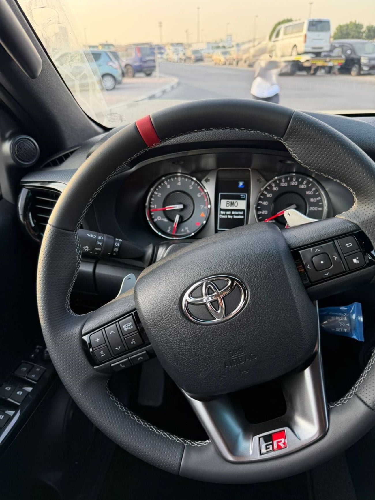 تويوتا هيلوكس Toyota Hilux GR 4.0 2026 Full option