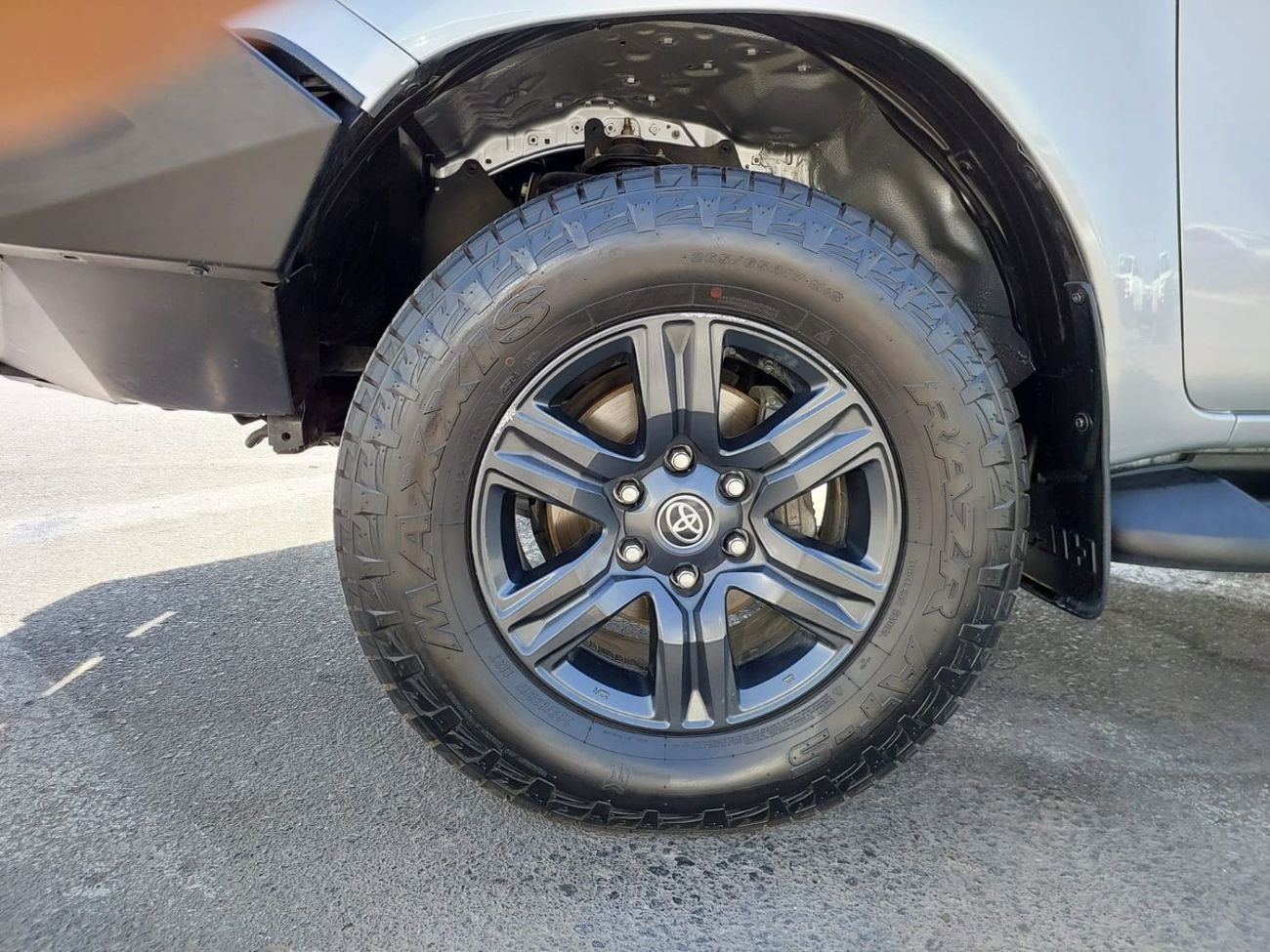 Toyota Hilux (RAMADAN OFFER) TOYOTA HILUX PICKUP RHD 2023 MODEL 2.4 L DIESEL MANUAL(PM52405)