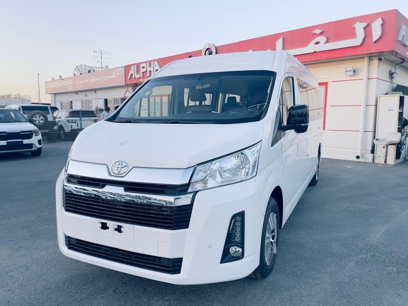 Toyota Hiace Commuter 2.8L