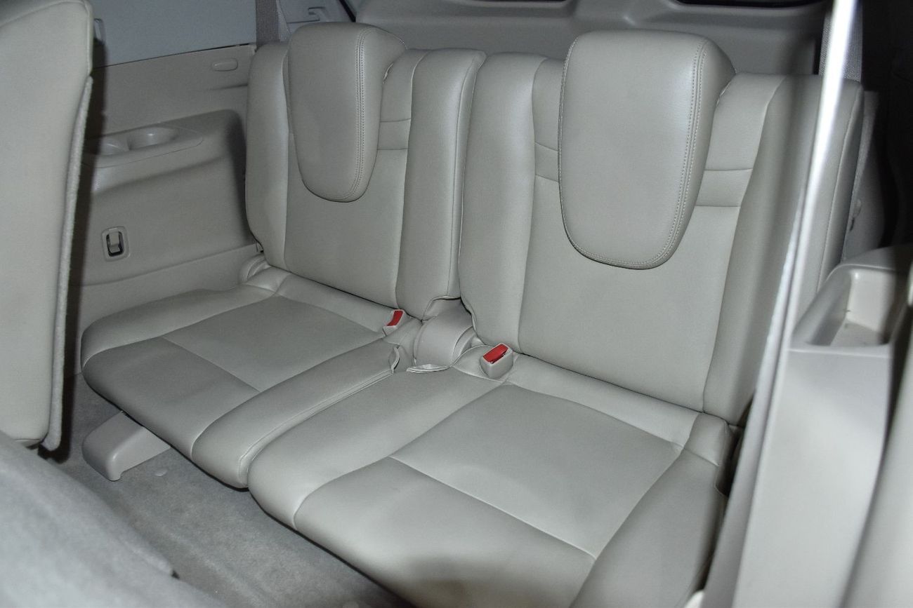 Nissan XTrail EXCELLENT DEAL for our Nissan X-Trail 2.5 SV 4WD ( 2015 Model ) in Red Color GCC Specs