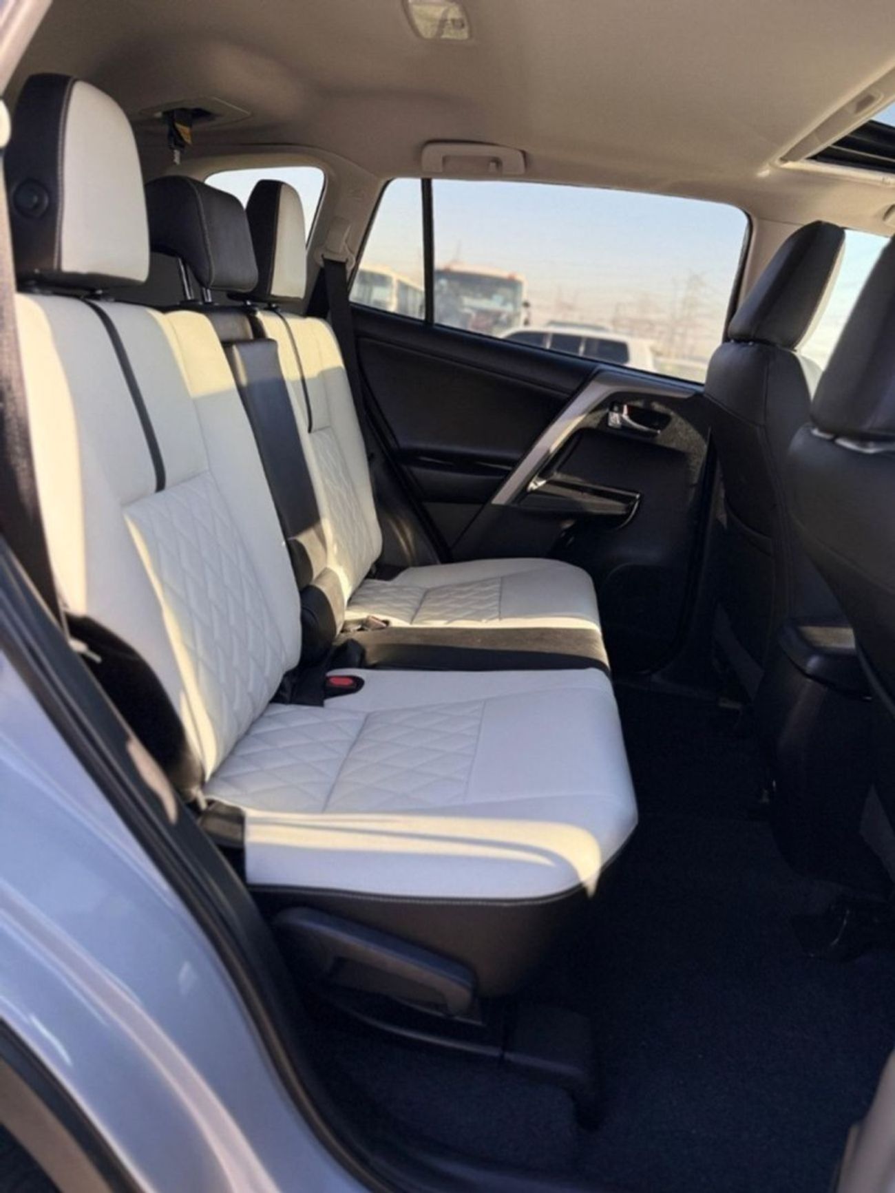 Toyota RAV4 Adventure sunroof,leather,