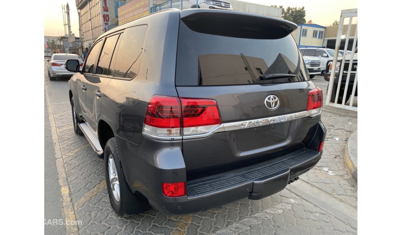 Toyota Land Cruiser VX