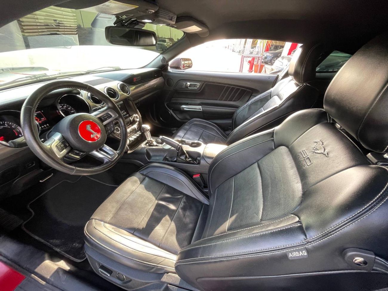 Ford Mustang GT Premium 5.0L V8 GT / 5.0L V8 / SPECIAL CALIFORNIA / SHELBY KIT / LEATHER / LOW MILEAGE / BLIND SP