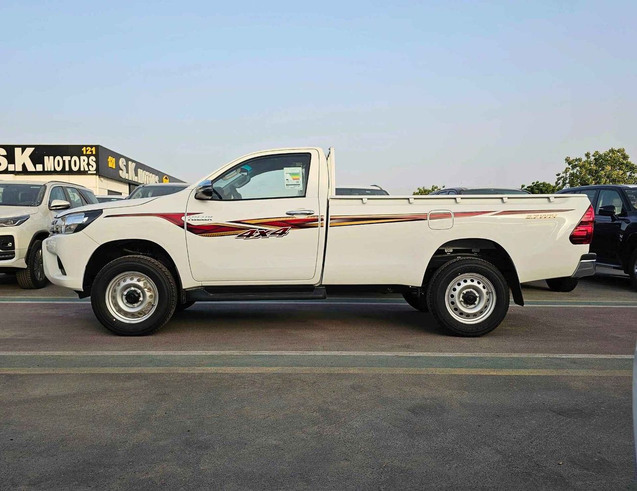 Toyota Hilux GL-G | EURO 4 | SINGLE CABIN | M/T | 2.7L V4 PETROL | DVD+ CAMERA | 4WD (CODE # GL-G)