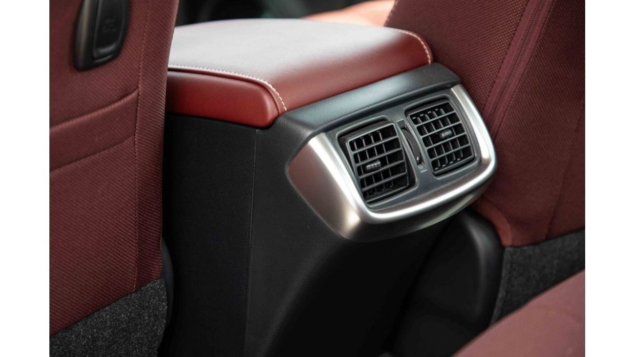 Toyota Hilux 2024 Toyota Hilux 4x4 DC 2.8 SR5 - Super White inside Maroon | Export Only