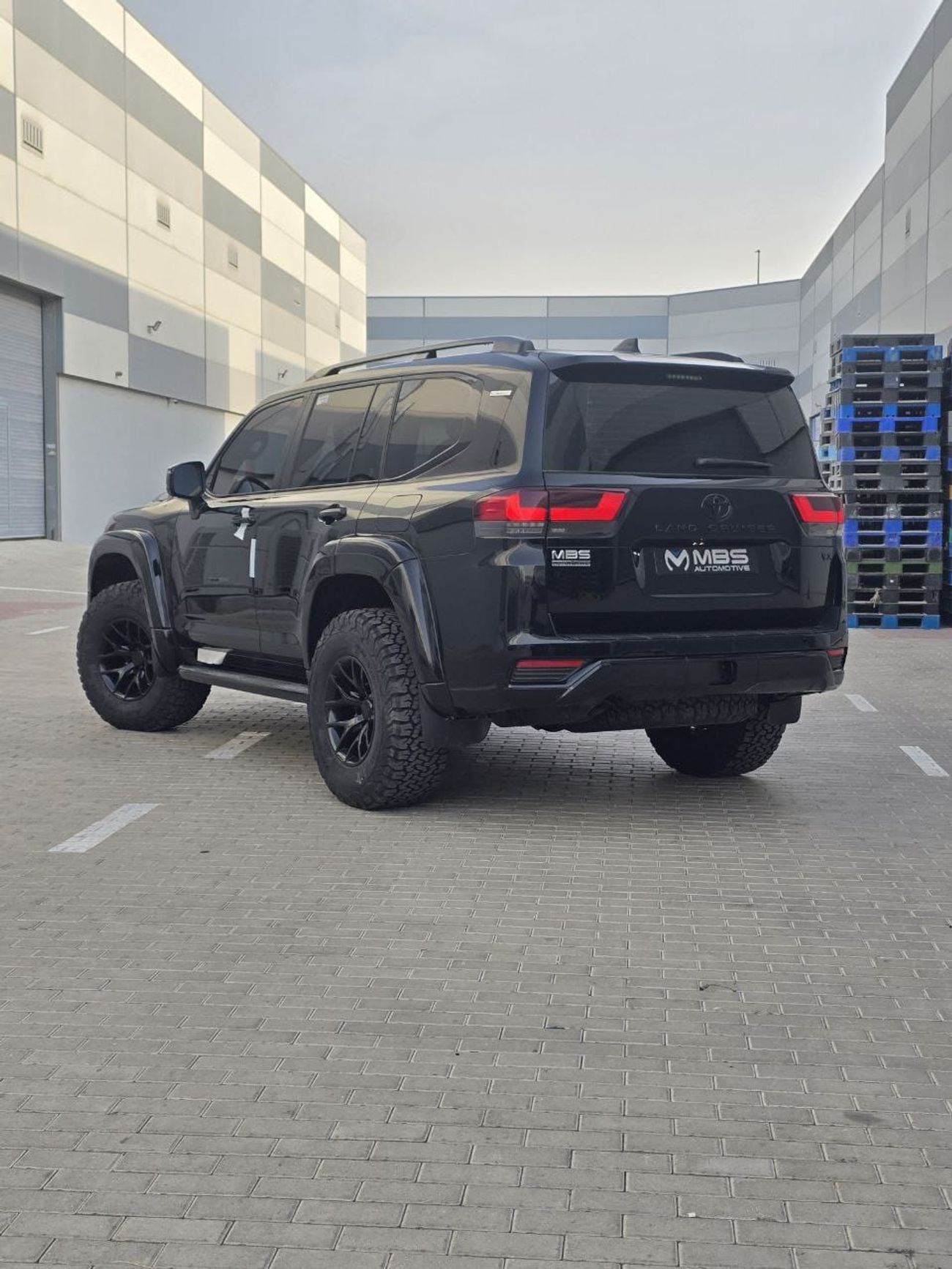 تويوتا لاند كروزر VX 3.5L