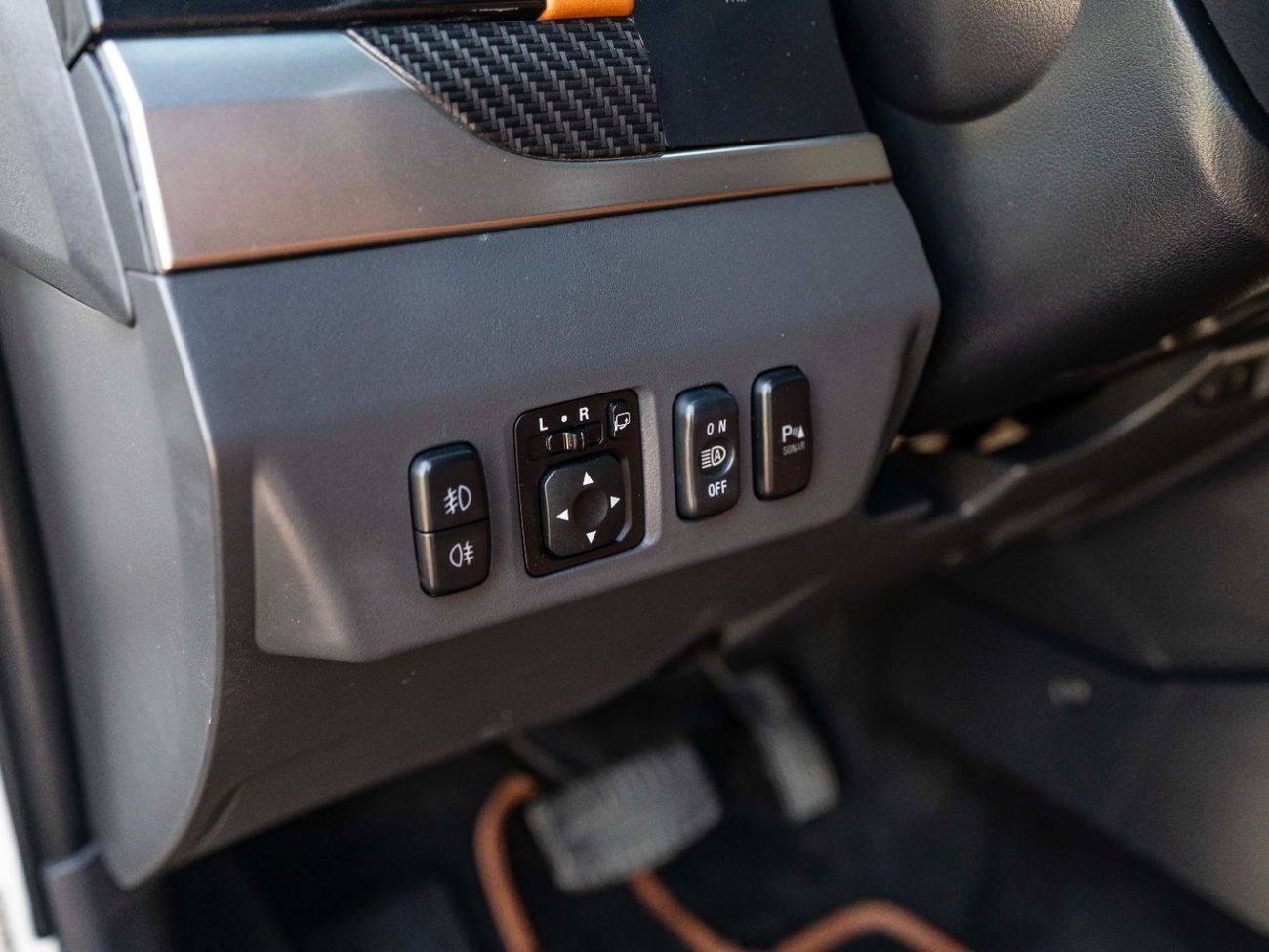 Mitsubishi Pajero GLS Mid 3.8L (189 HP)