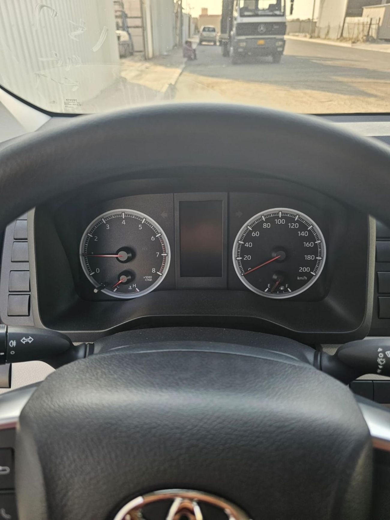 Toyota Hiace HIGH ROOF VAN 3.5L CARGO 2026 GCC 2 BACK DOOR