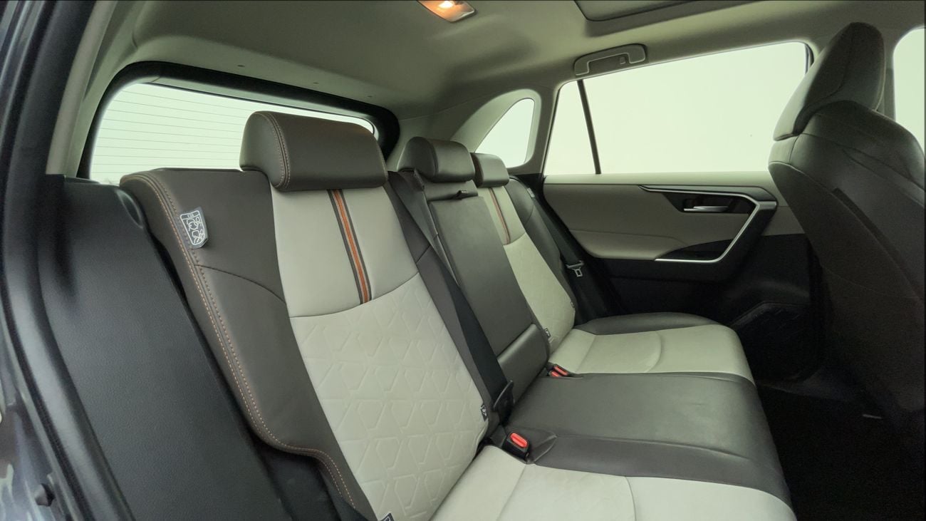 Toyota RAV4 ADVENTURE 2.5 | Zero Down Payment | Free Home Test Drive