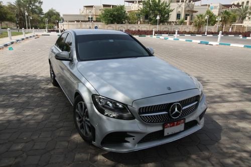 Mercedes-Benz C 300 Luxury 2.0L