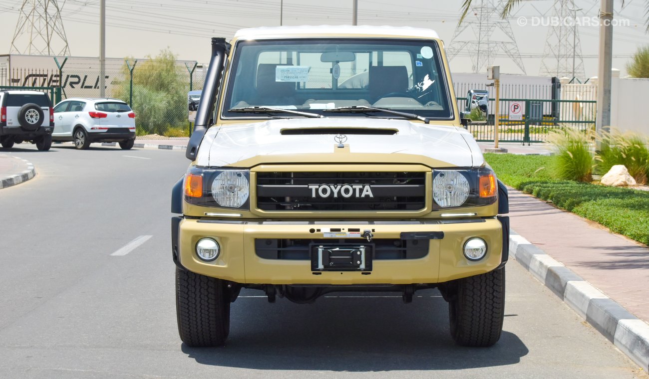 تويوتا لاند كروزر بيك آب VDJ79 DIESEL LX V8 4.5L 2023 FULL OPTION,WINCH,DIFFLOCK,LEATHER,ALLOY WHEELS