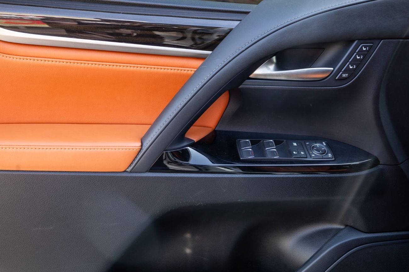 Lexus LX 570 Sport 5.7L