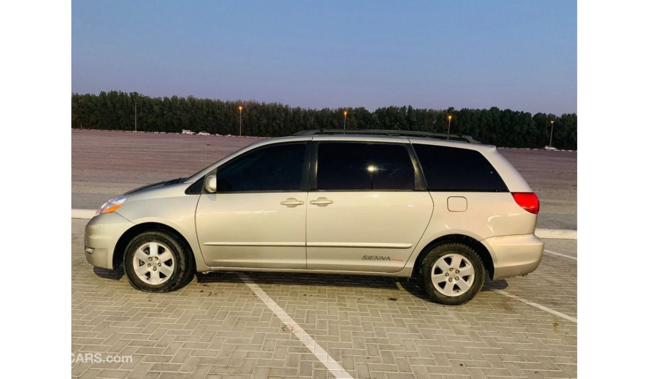 تويوتا سيينا Toyota Sienna 2007 8-Seater