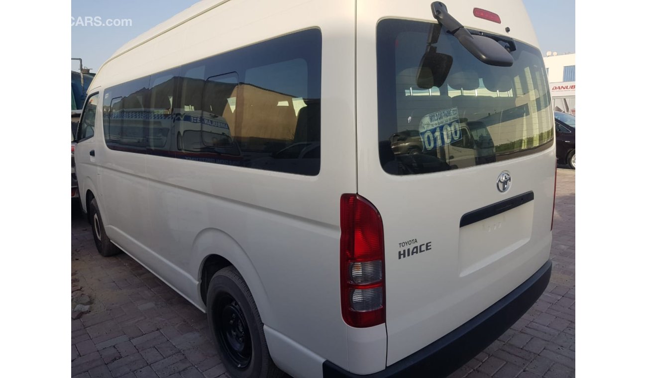 Toyota Hiace 15 seats