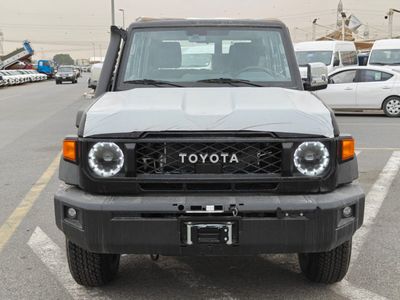 تويوتا لاند كروزر 70 Toyota Land Cruiser 70 2026 TOYOTA LC 76 2.8L DIESEL 4WD GCC SPEC
