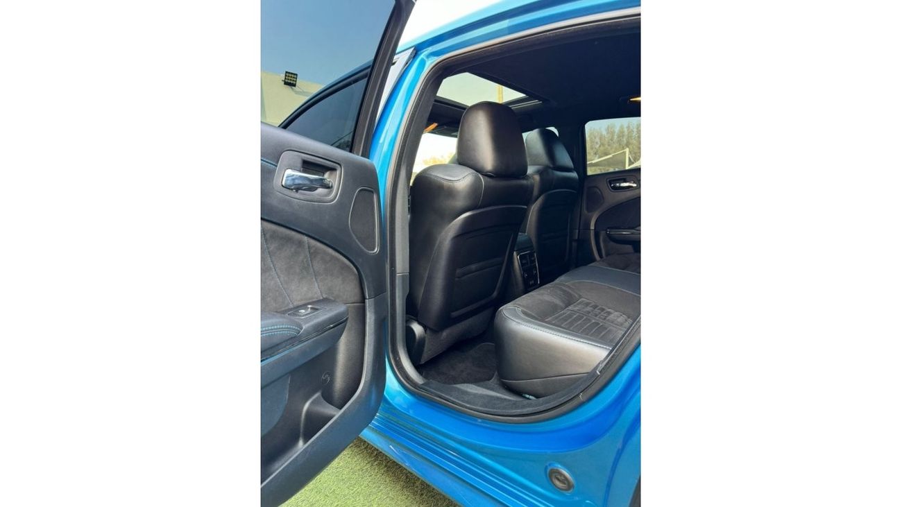 دودج تشارجر دودج تشارجر دايتونا SRT هيلكات خليجي صبغ وكاله فل ابشن بحاله ممتازه