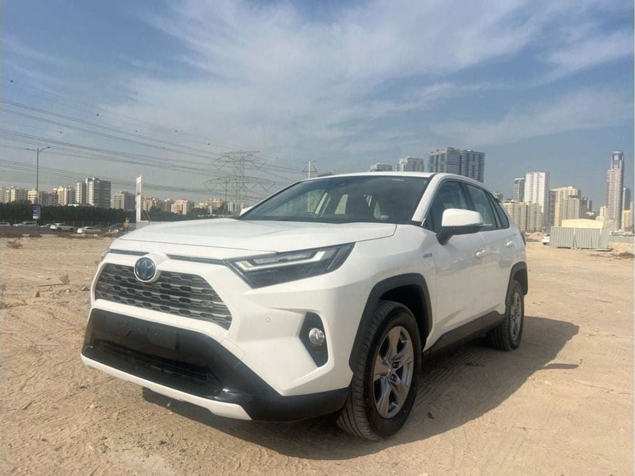 تويوتا راف ٤ LE HEV hybrid petrol 2.5 liter right hand with  radar drive push start push start
