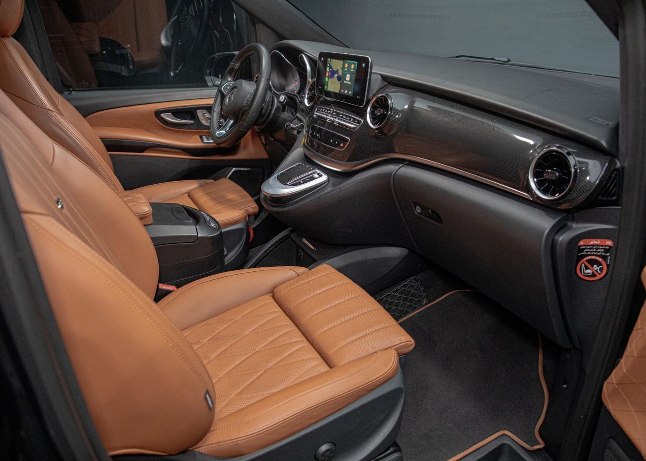 Mercedes-Benz V 250 4,295x60 • 20% DP • 2023 Mercedes V-Class V250 Falcon Edition 2.0 211 BHP • Mercedes Service Contrac