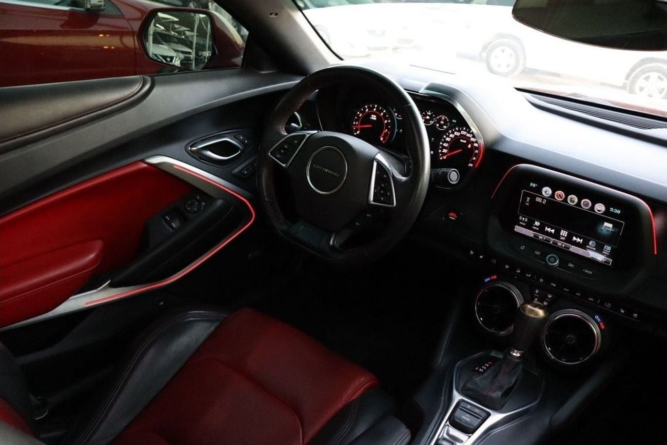 Chevrolet Camaro 3LT 3.6L Coupe Chevrolet Camaro RS / 2018 / GCC / Free Accident