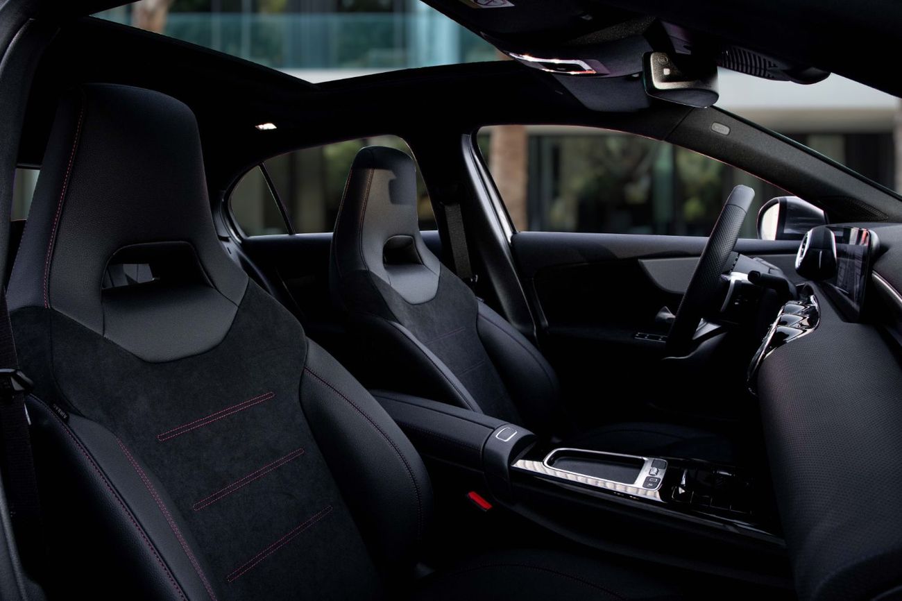 Mercedes-Benz A 200 AMG A200 AMG NIGHT PACKAGE | 3,329 P.M  | 0% Downpayment | WARRANTY!