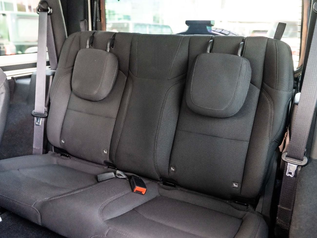 Jeep Wrangler Sport S 3.6L A/T